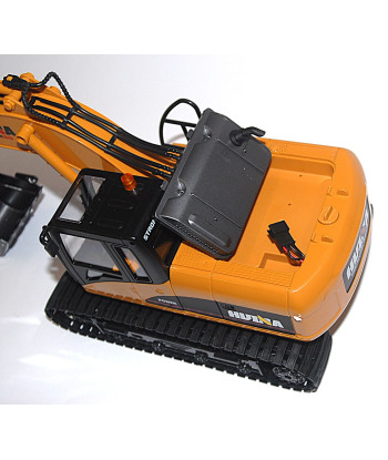 Huina 1535-1 Escavatore RC 1:14 15CH Metallo 2026 con Martello e Pinza